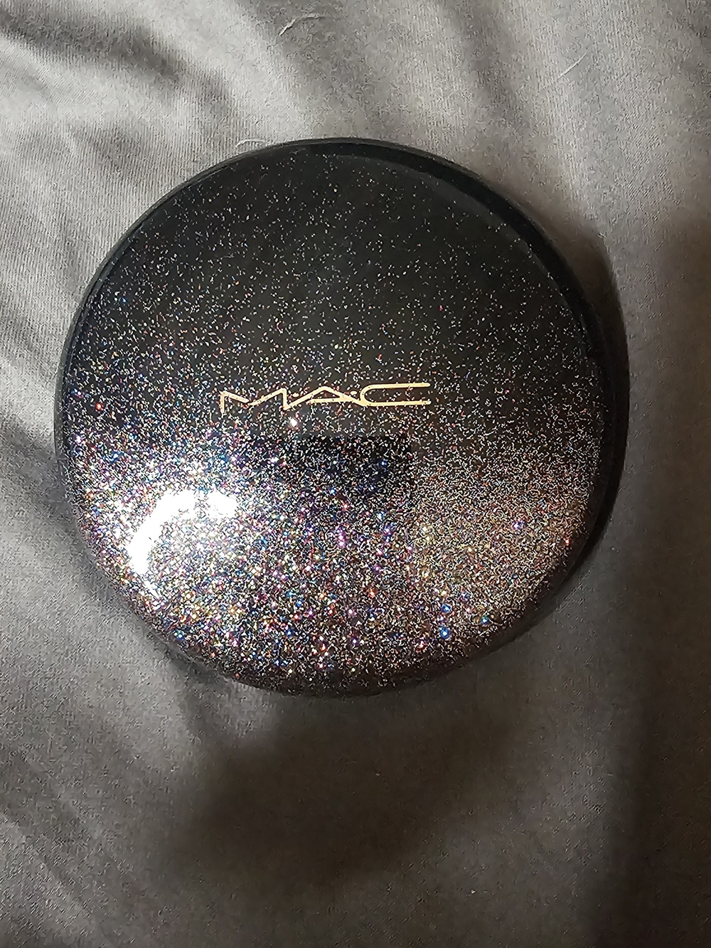MAC Cosmetics Opalescent Rising Star Highlighter Compact
